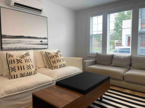 Luxury - King Bed - Downtown